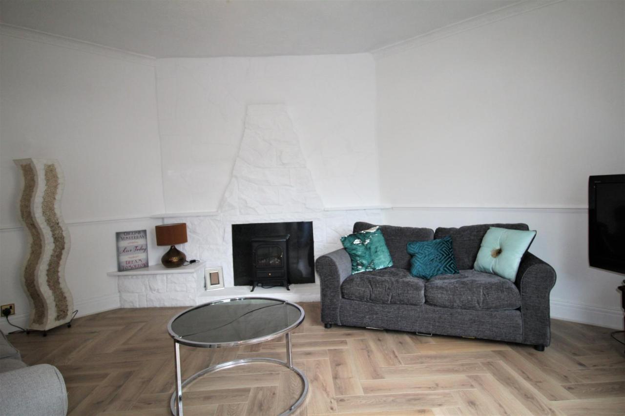 Whitley Bay - Sleeps 6 - Refurbished Throughout - Fast Wifi - Dogs Welcome Εξωτερικό φωτογραφία